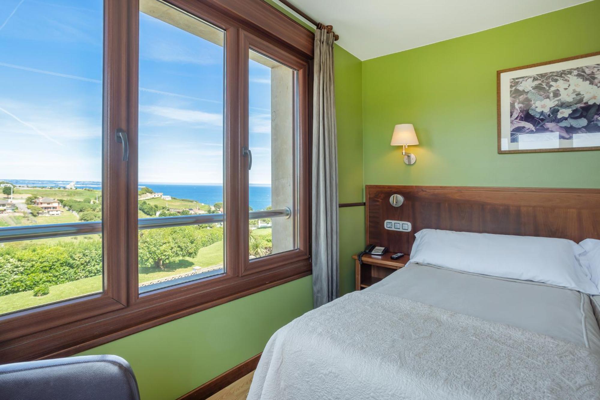 La Colina Hotell Gijón Exteriör bild