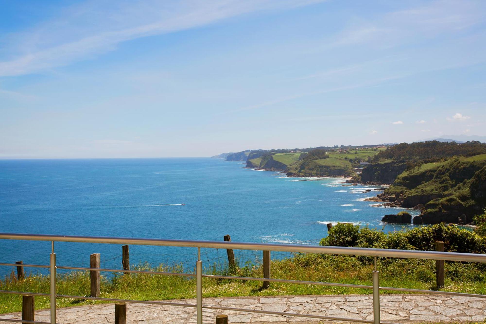 La Colina Hotell Gijón Exteriör bild